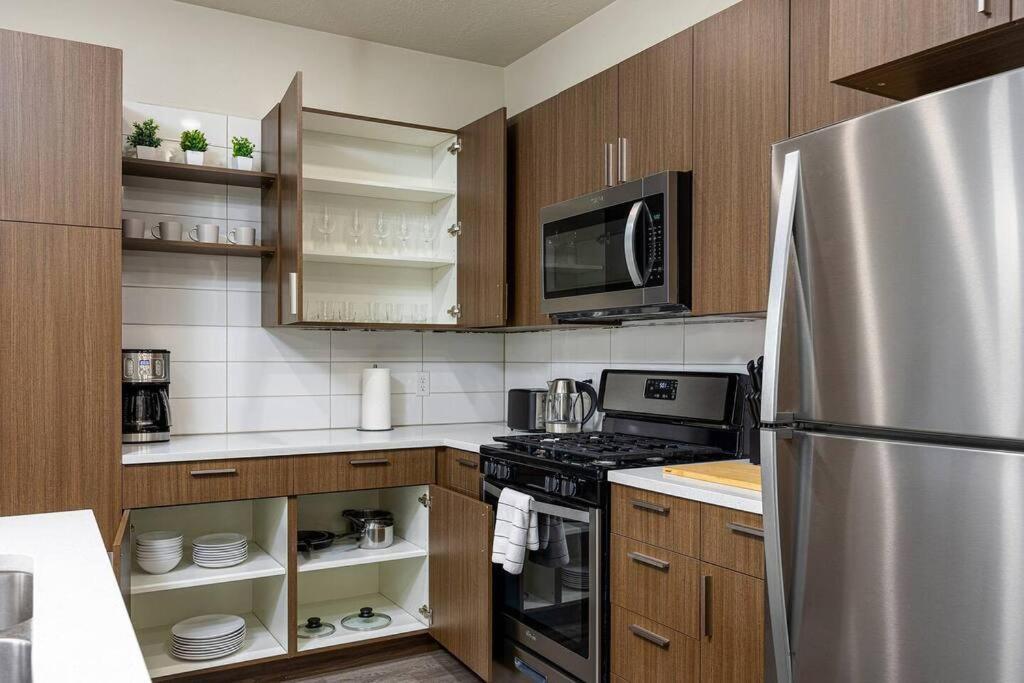 Апартаменти Modern 1B Downtown Slc With Wfh Setup, Gym, Fast Wi-Fi, Pool Солт-Лейк-Сіті Екстер'єр фото